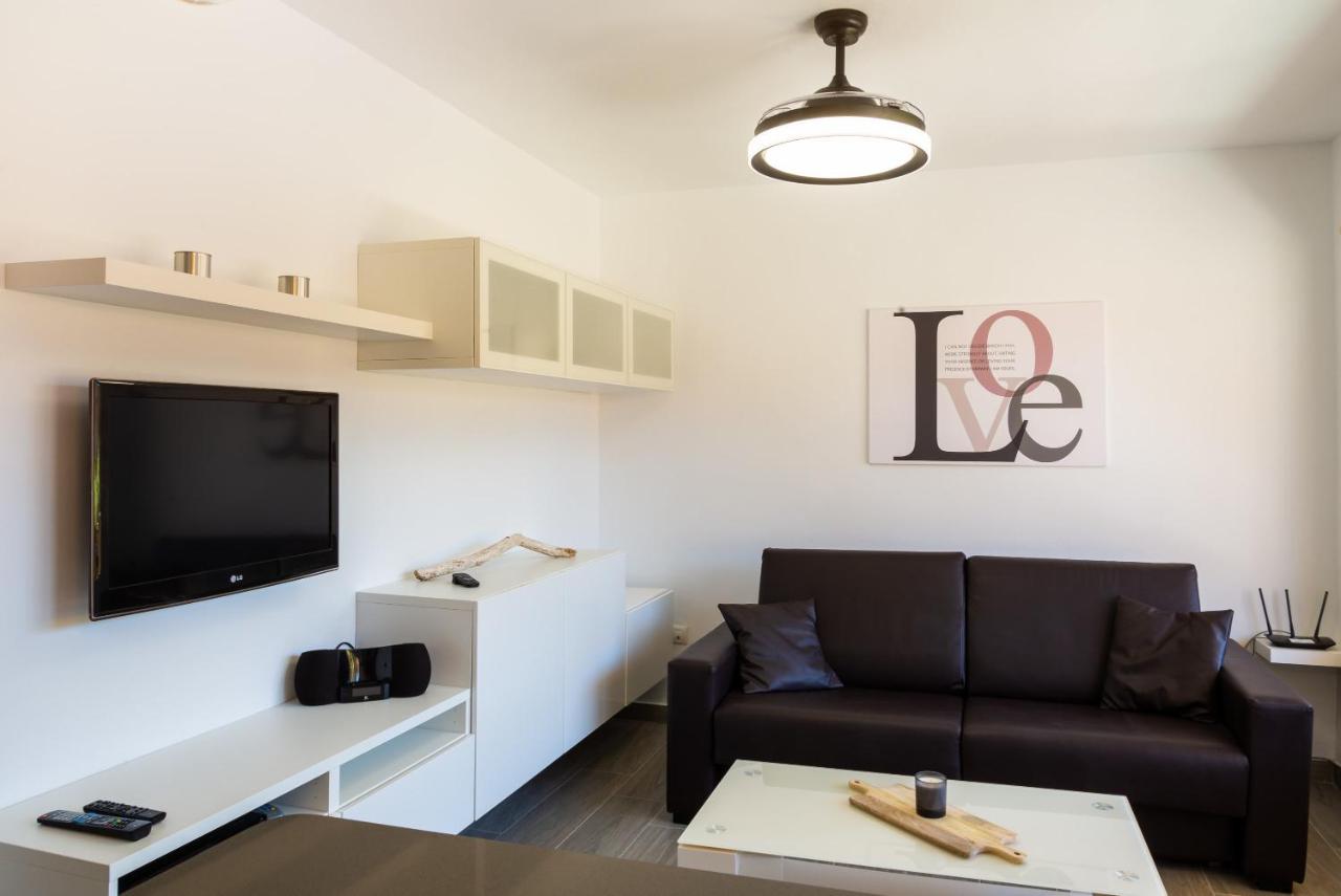 Casa Lucien - Newly Refurbished Apartment With Swimming Pool - Ideal For Couples Corralejo Buitenkant foto